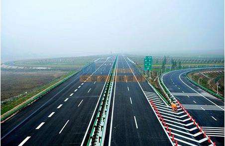河南公路标志标线厂商 有品质的公路标志标线郑州哪里有售